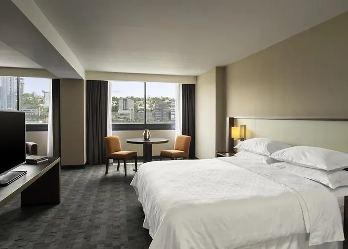 Sheraton Santa Fe, 5* México DF