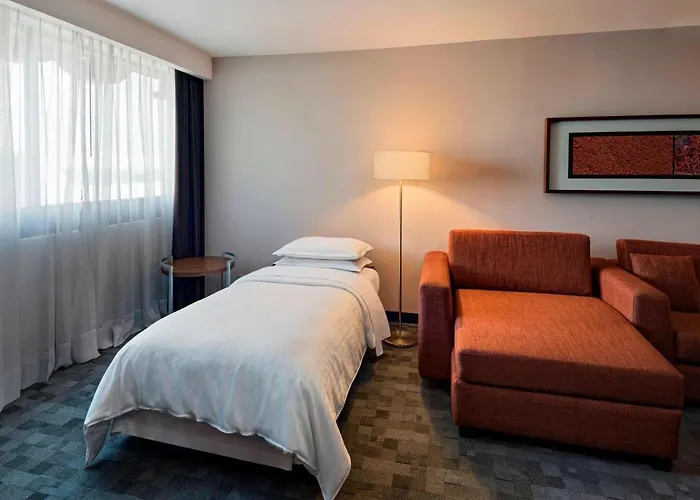 Sheraton Santa Fe, 5*